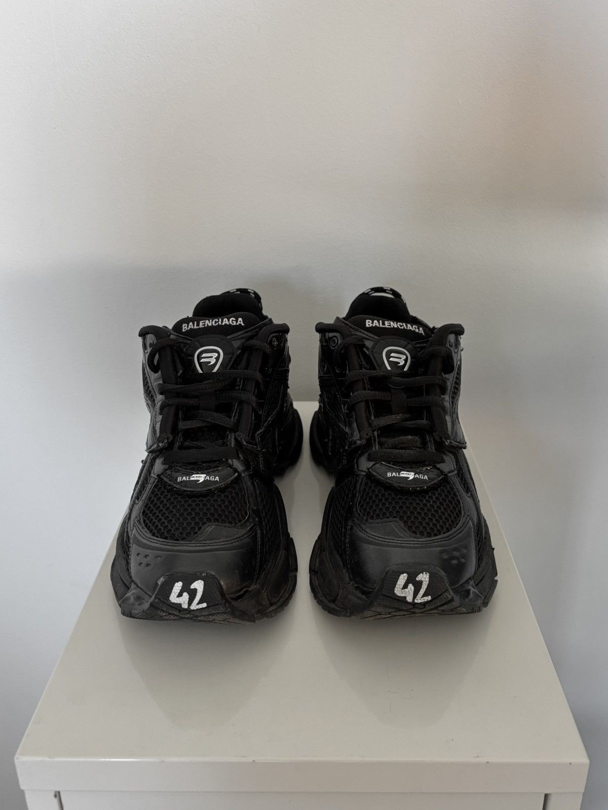 Balenciaga Balenciaga Runner Triple Black Size US 9 / EU 42 - 1 Thumbnail