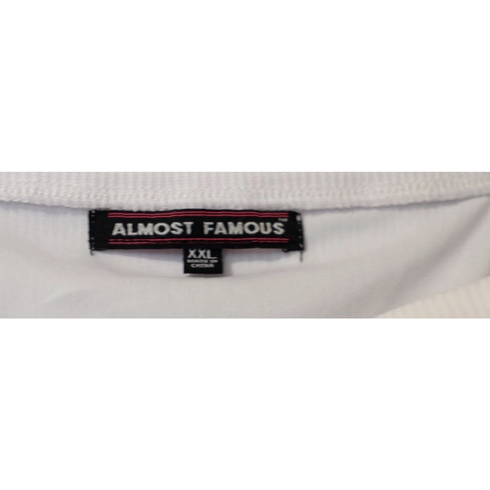 Almost Famous Nwot! Almost Famous Cropped Top White Ruched Womens XXL #H96-11 Size XXL / US 16-18 / IT 52-54 - 4 Thumbnail