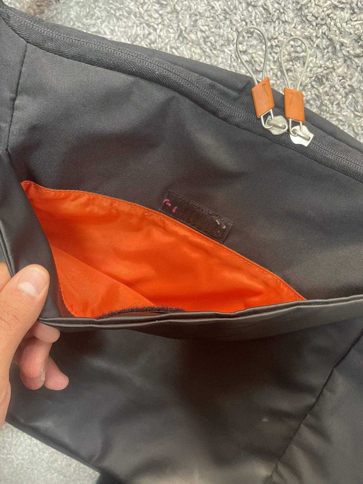 Nike Nike Tech Y2K Gorpcore Style Messenger bag black Size ONE SIZE - 10 Thumbnail