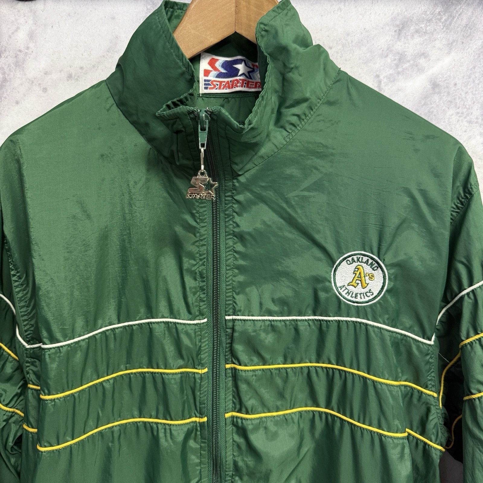 Starter Vintage Oakland Athletics Starter Jacket Lightweight Nylon Size US L / EU 52-54 / 3 - 4 Thumbnail