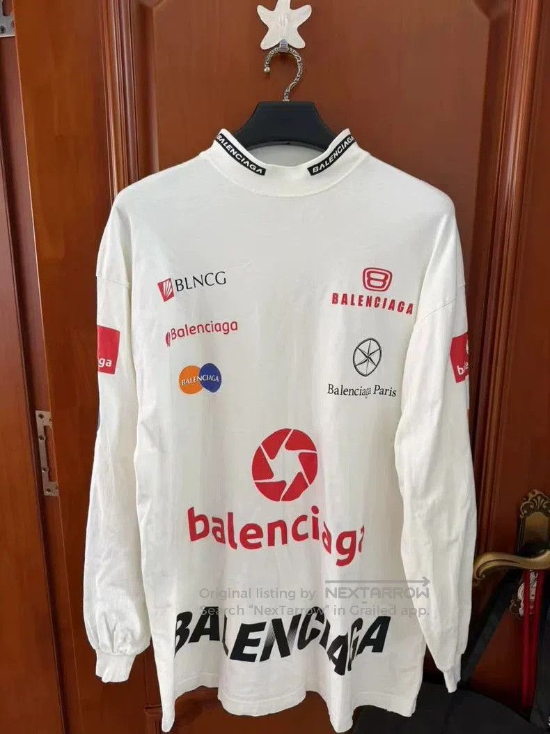 Balenciaga Balenciaga White Logo Print Long Sleeve T-shirt. Size US S / EU 44-46 / 1 - 1 Thumbnail