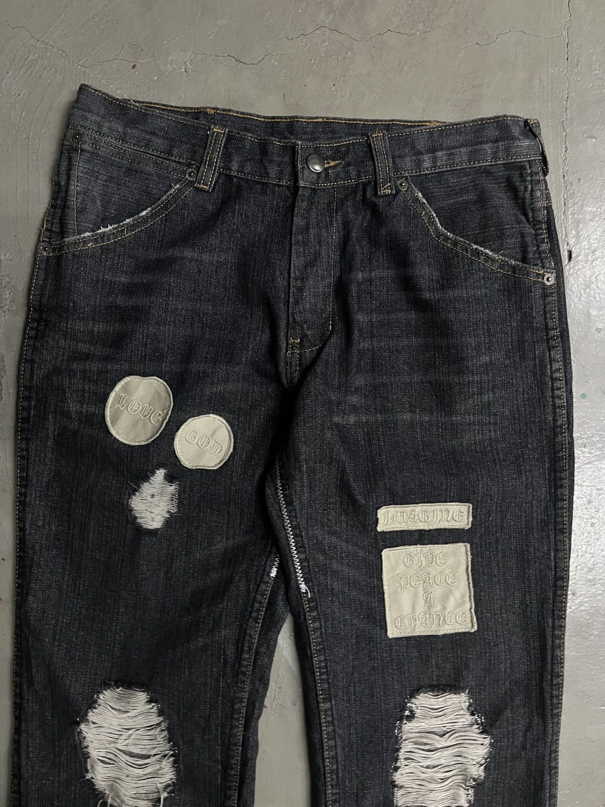 Number (N)ine Number (N)ine ‘Give Peace A Chance’ Patch Jeans Size US 32 / EU 48 - 6 Thumbnail