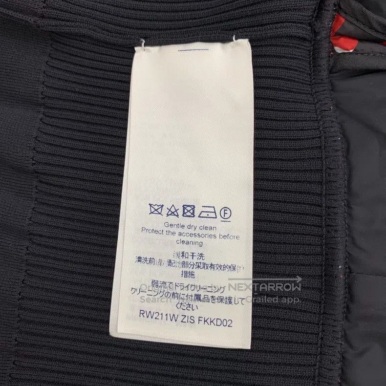 Louis Vuitton Louis Vuitton Urs Fischer co-branded color-block logo embr Size S / US 4 / IT 40 - 6 Thumbnail