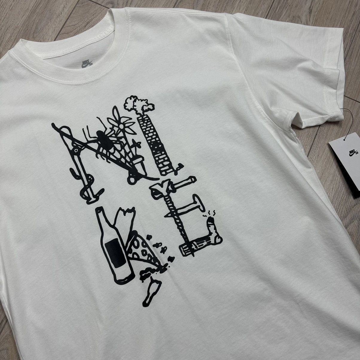 Nike Crazy Nike SB White Loose Fit Skater Tee Size US M / EU 48-50 / 2 - 3 Thumbnail