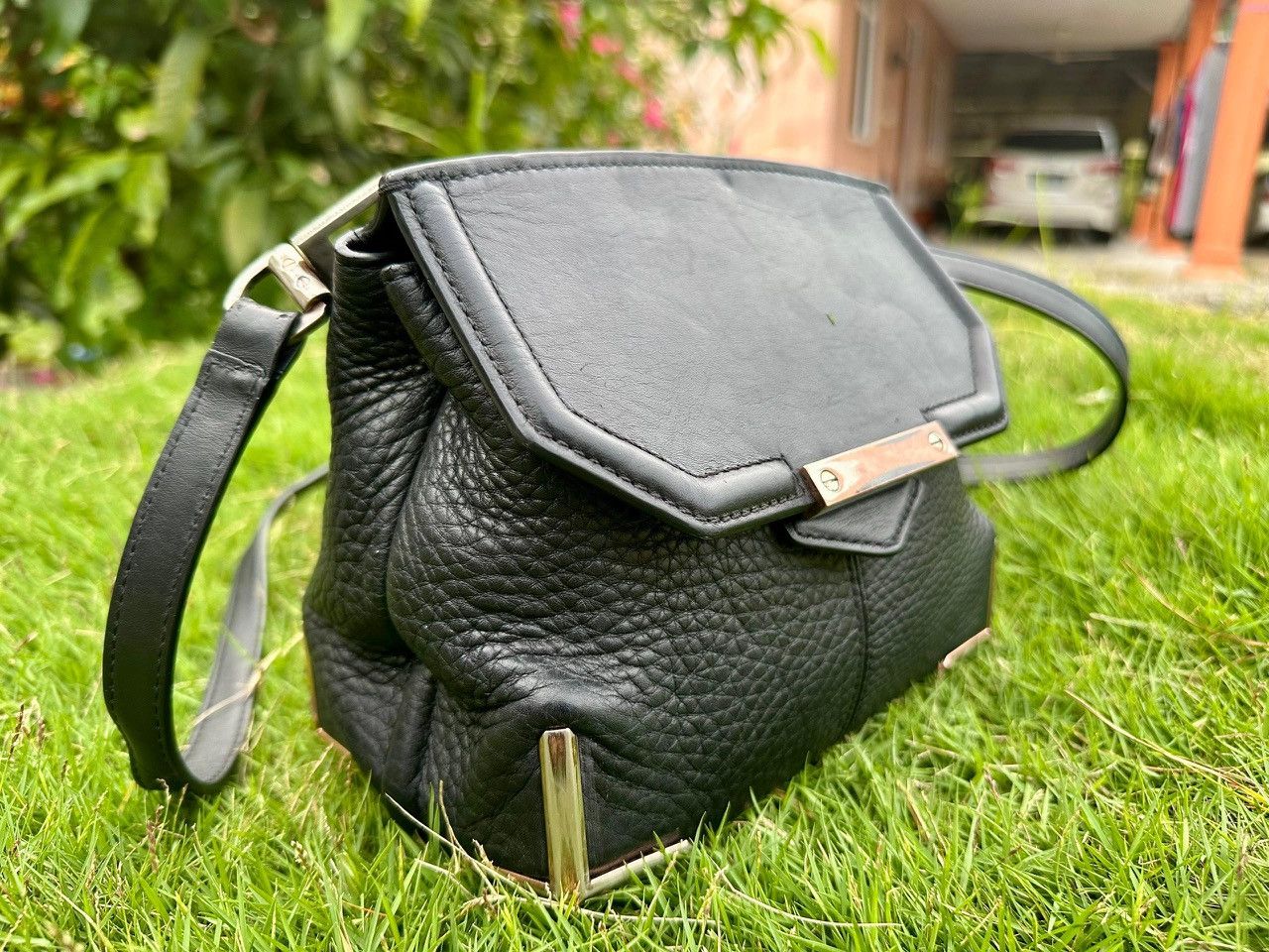 Alexander Wang Authentic Alexander Wang Marion Leather Shoulder Bag Size ONE SIZE - 2 Thumbnail