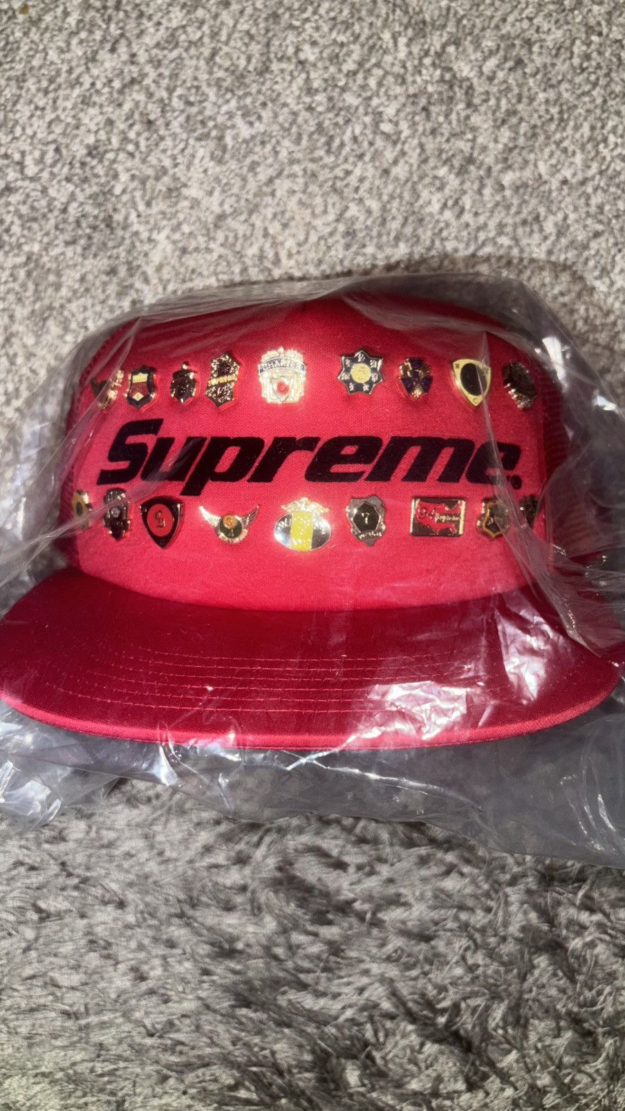 Supreme Supreme® “Moto Pins Mesh Back 5-Panel” Hat, Red (S/S 2026) Size ONE SIZE - 4 Thumbnail