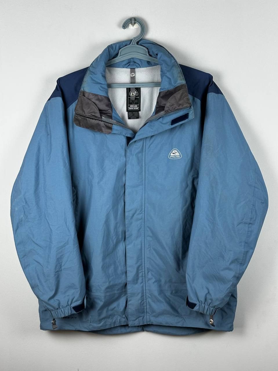 Nike ACG 90s Nike ACG Jacket Storm Fits Gorpcore Size M Size US M / EU 48-50 / 2 - 1 Thumbnail