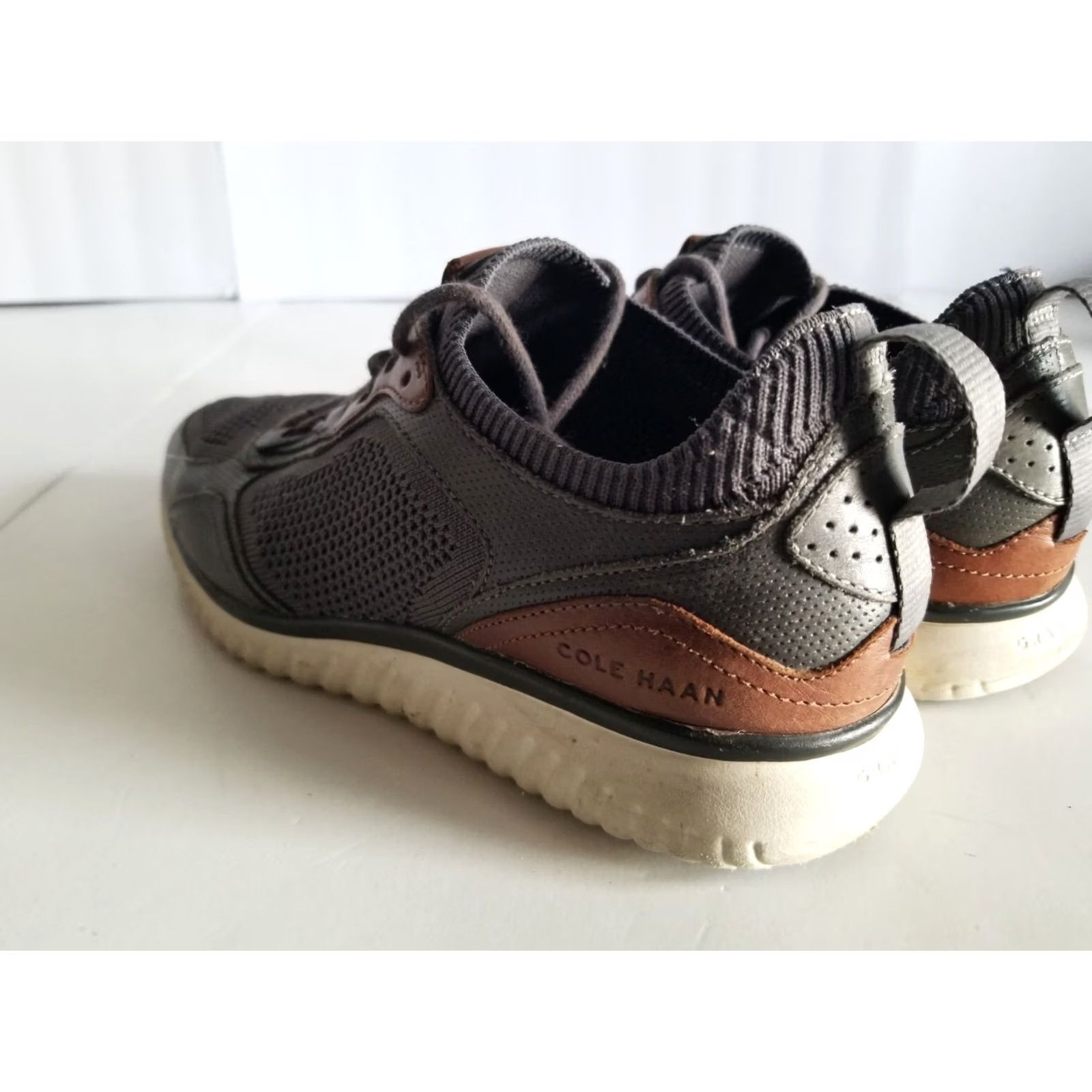 Cole Haan Cole Haan Men's Grand Motion Crafted Sneaker Size 9M Gray Stitchlite Casual Rubber Upper Synthetic Breathable Zerogrand 194736197285 C33186 Size US 8 / EU 41 - 4 Thumbnail