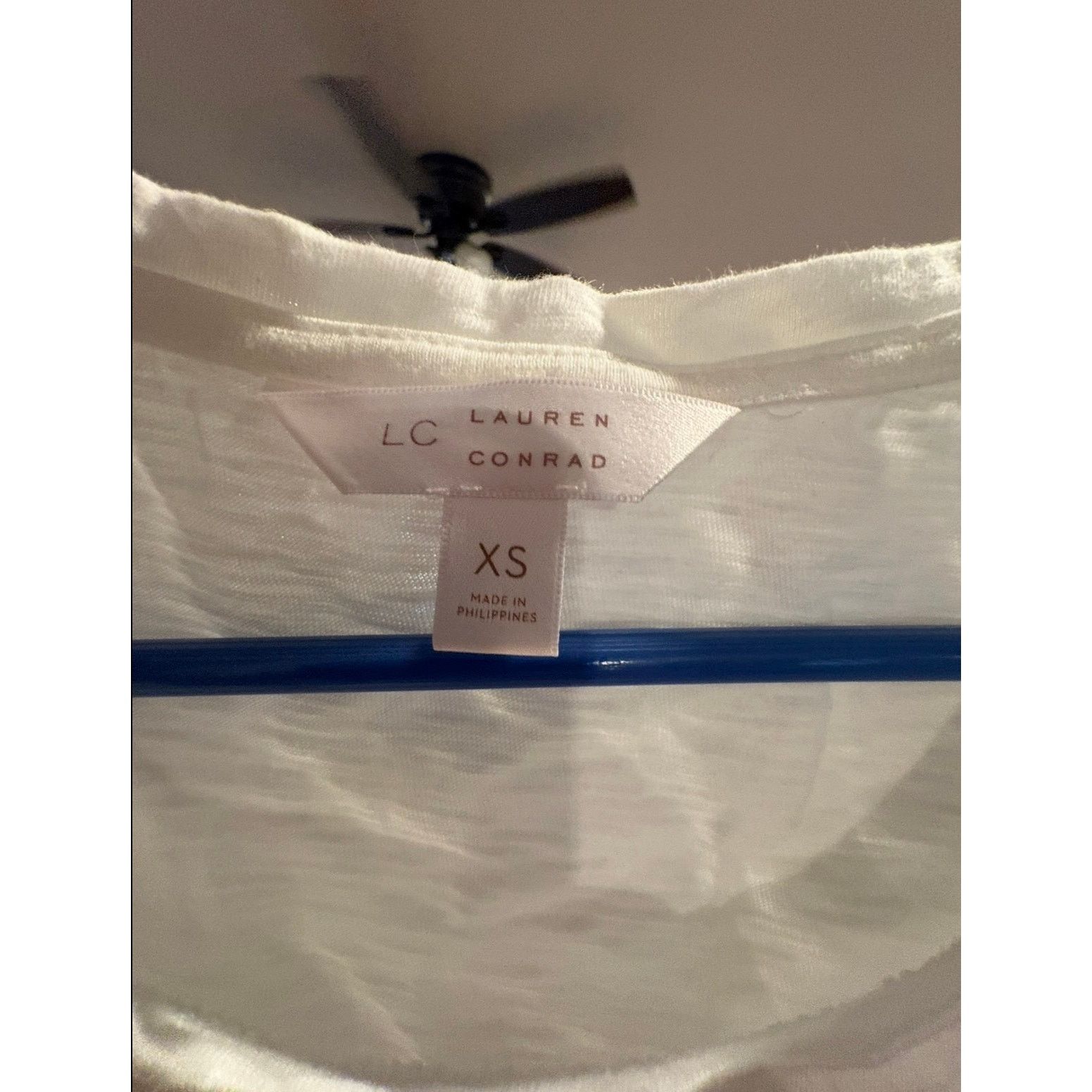 Lauren Conrad LC Lauren Conrad Just Peachy Graphic Tee Women’s XS 0-2 Size XS / US 0-2 / IT 36-38 - 4 Thumbnail