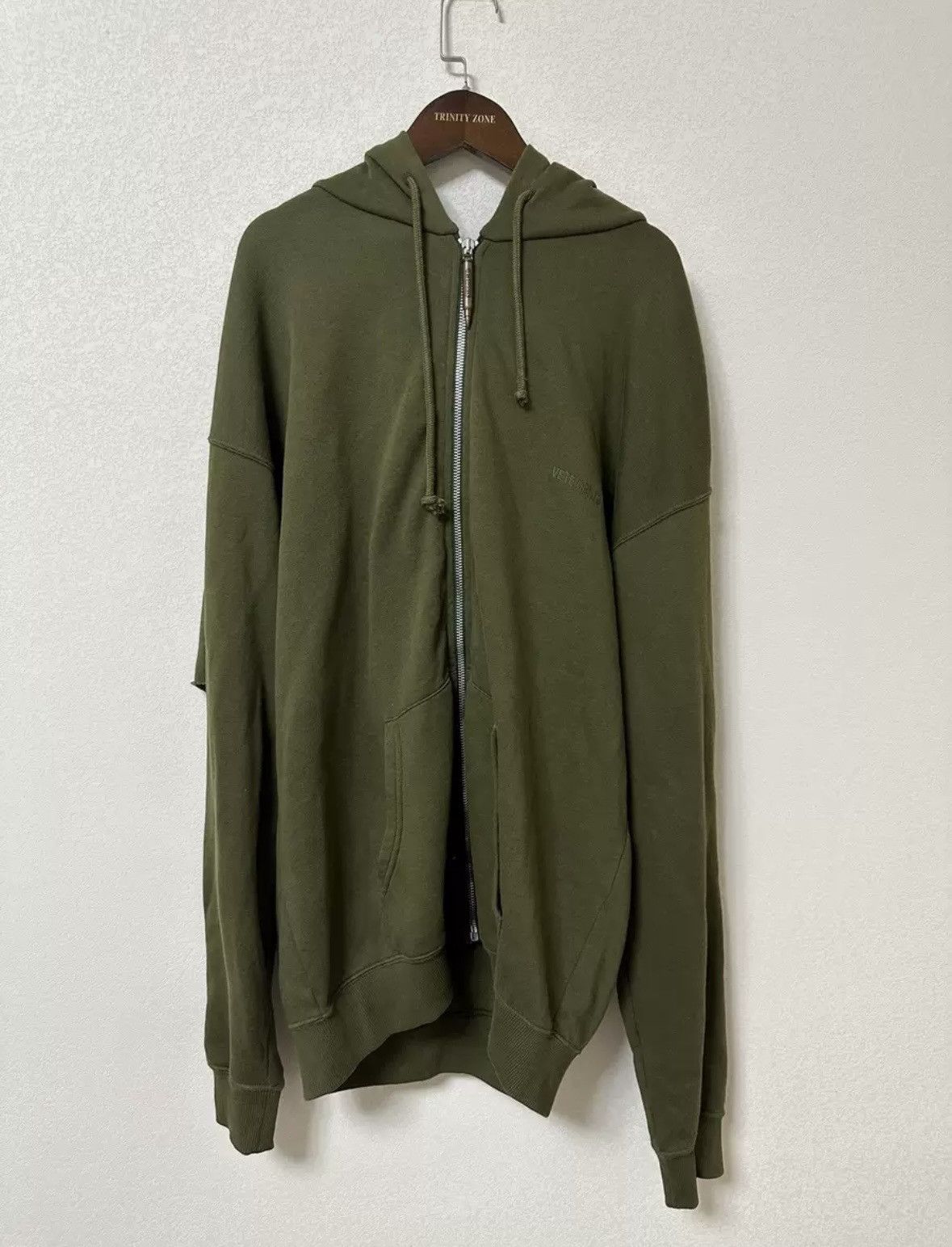 Vetements Vetements bullet hoodie Size US S / EU 44-46 / 1 - 1 Thumbnail