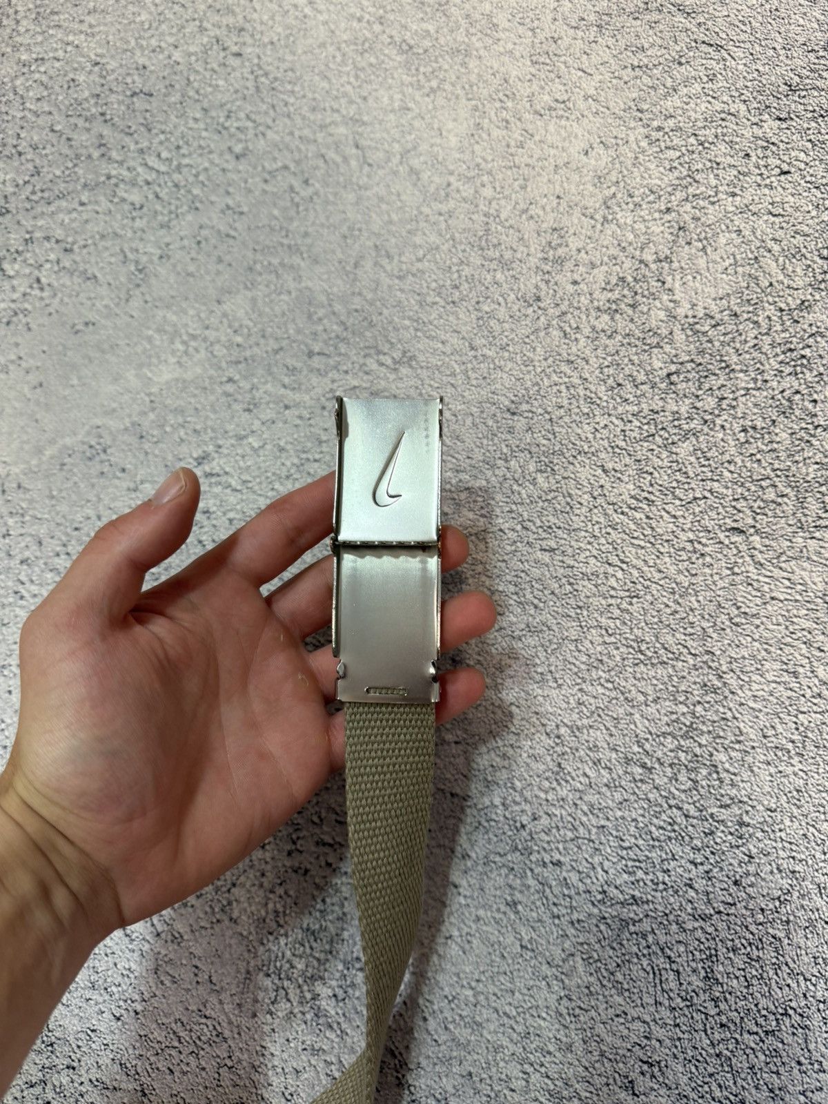Nike Vintage Nike Canvas Belt Beige Strap Silver Buckle 116cm Size ONE SIZE - 8 Thumbnail