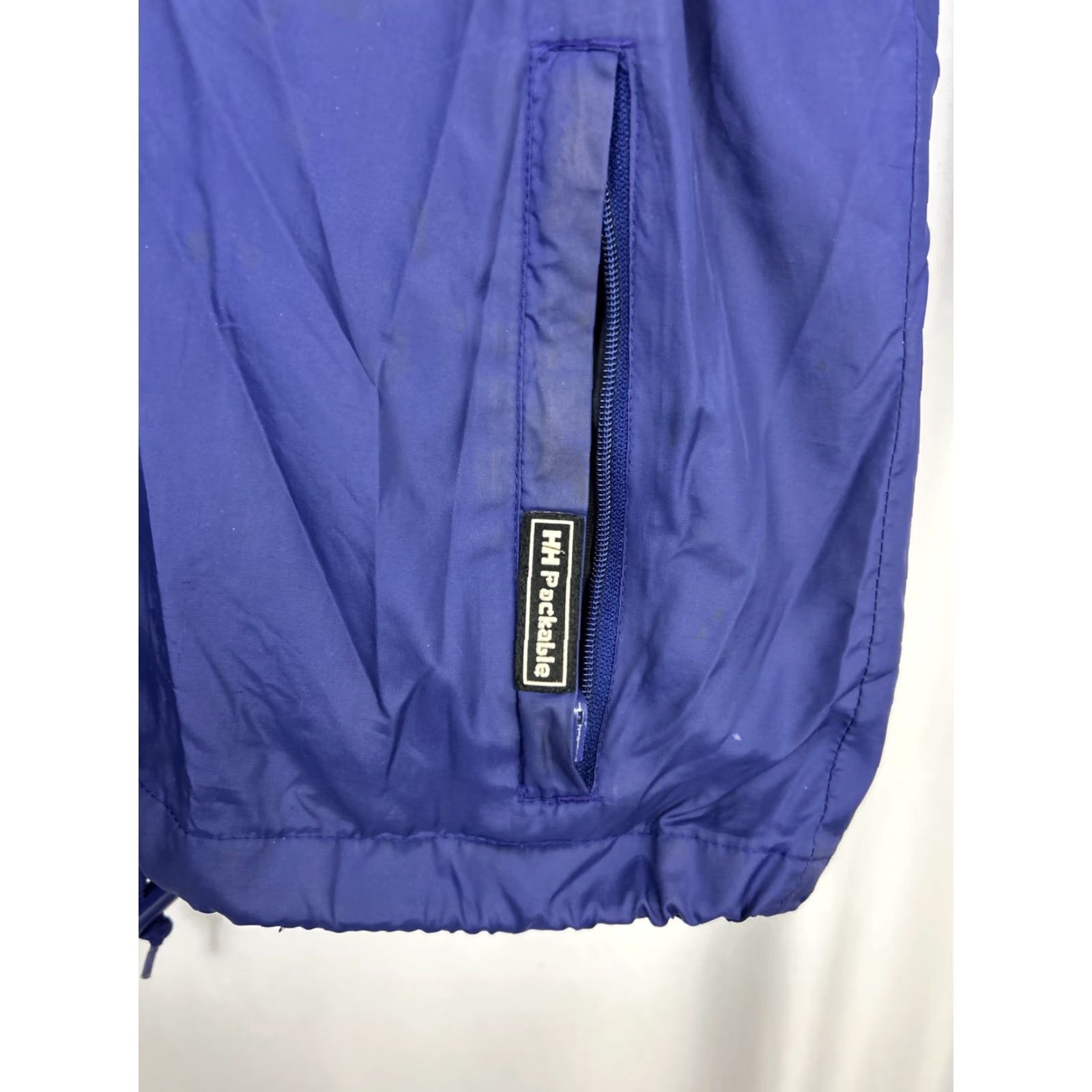 Helly Hansen VINTAGE Helly Hansen Mens Jacket Rain Coat Packable Blue L Size Small Holes Vented Size US L / EU 52-54 / 3 - 7 Thumbnail