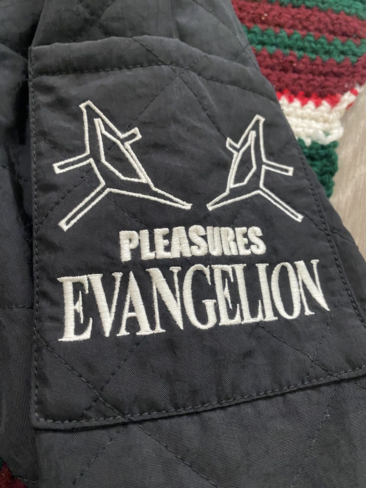 Pleasures Pleasures x Neon Genesis Evangelion Reversible Bomber Size US L / EU 52-54 / 3 - 5 Thumbnail