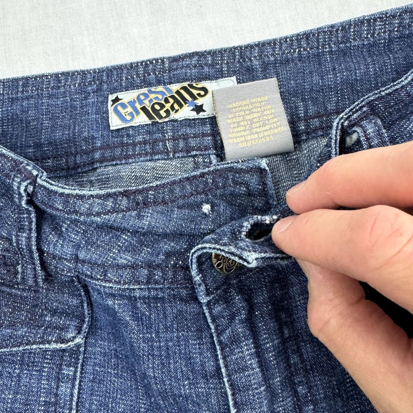 Vintage VINTAGE Crest Jeans Womens 9/10 Blue Flared Grunge Y2K Hipster Lower Waist Jeans Women Size 30" / US 8 / IT 44 - 5 Thumbnail