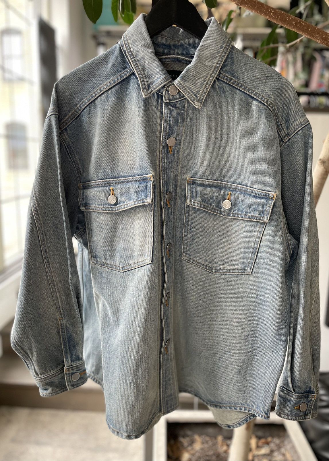 John Elliott John Elliott Hudson Oversized Denim Shirt Size US M / EU 48-50 / 2 - 1 Thumbnail