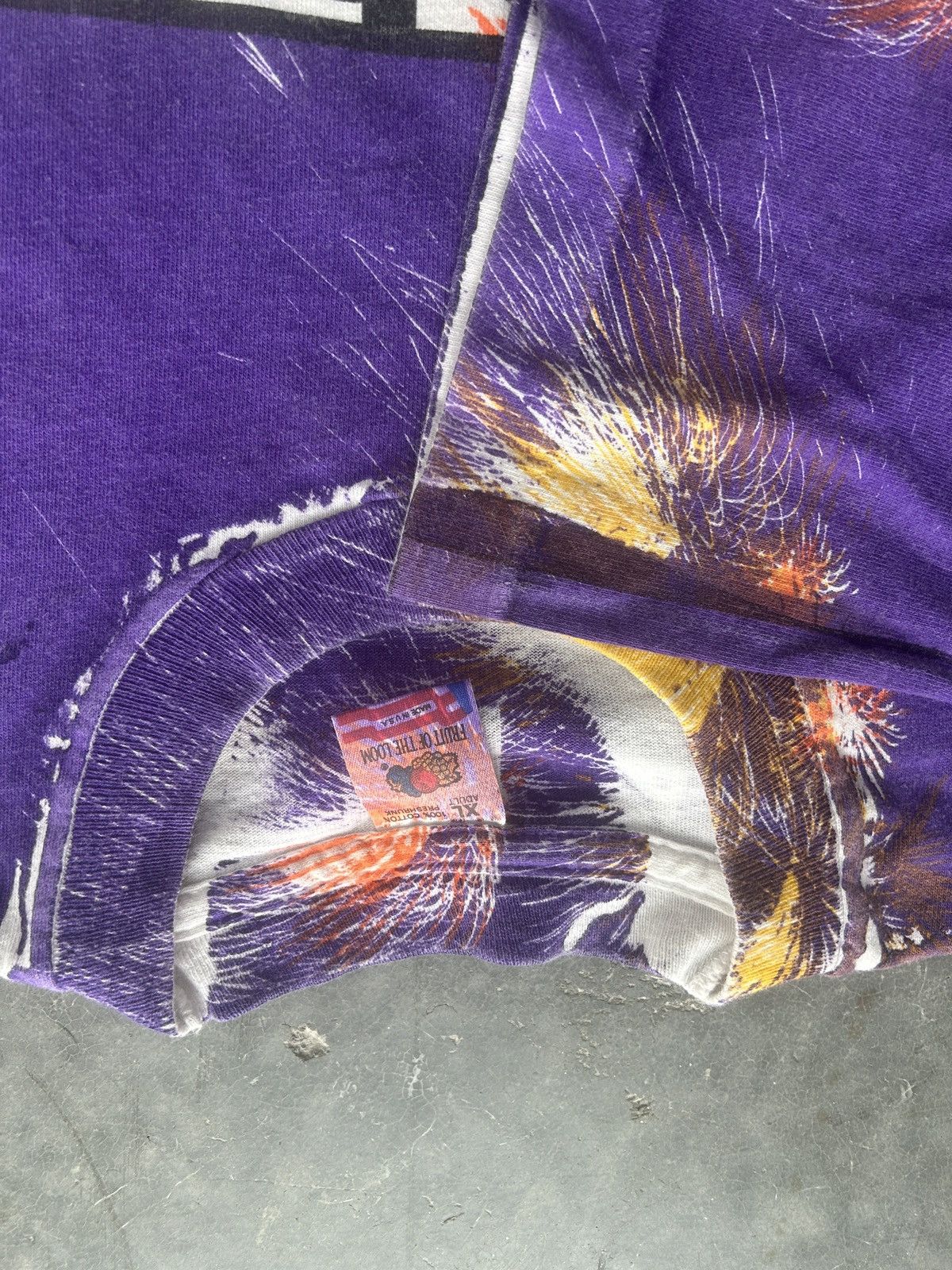 Fruit Of The Loom × Vintage Crazy Vintage 90s Reno Nevada AOP Graphic Tee Size US XL / EU 56 / 4 - 4 Thumbnail