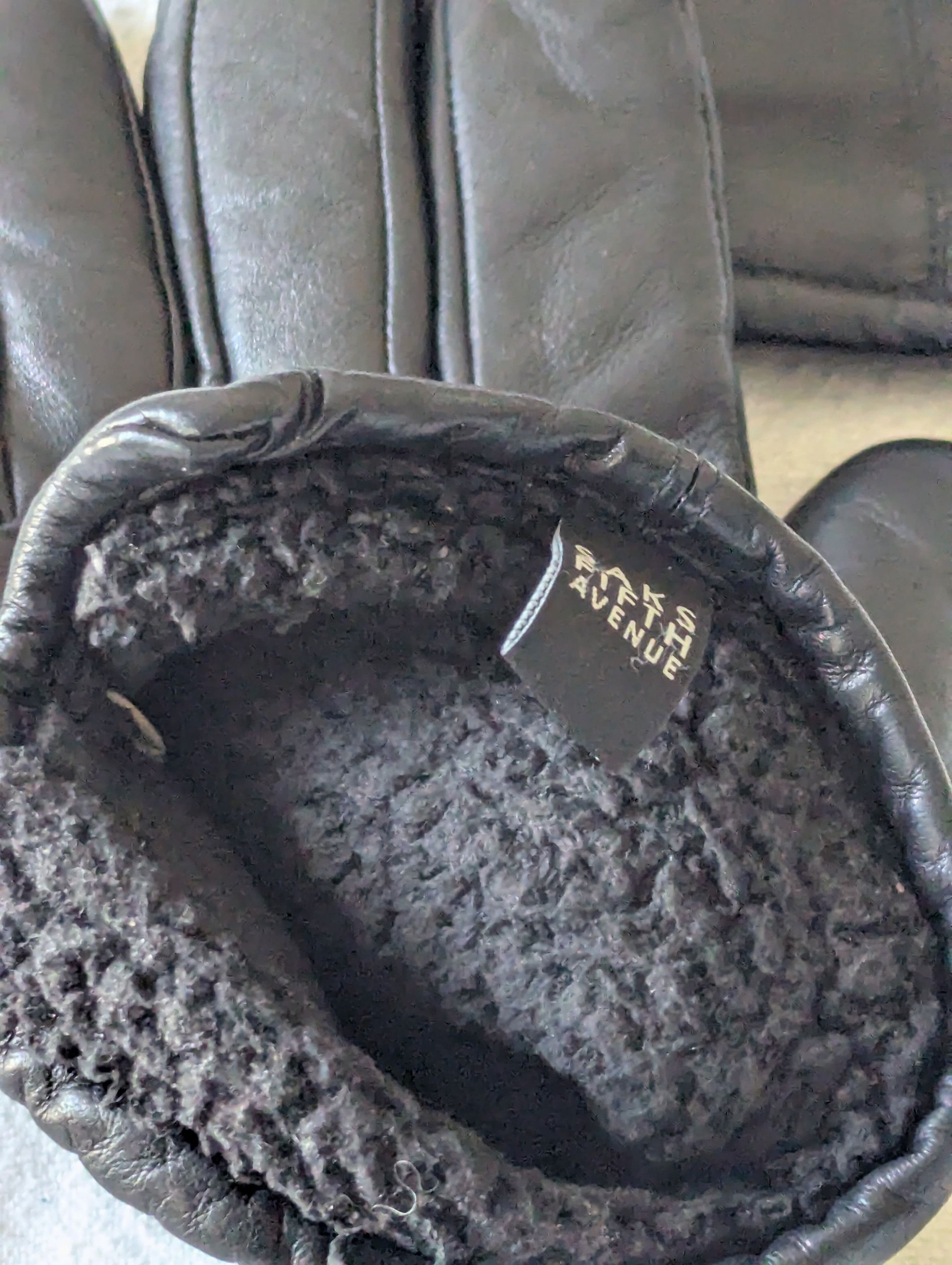Saks Fifth Avenue Leather Glove Black with Wool Liner Size ONE SIZE - 5 Thumbnail