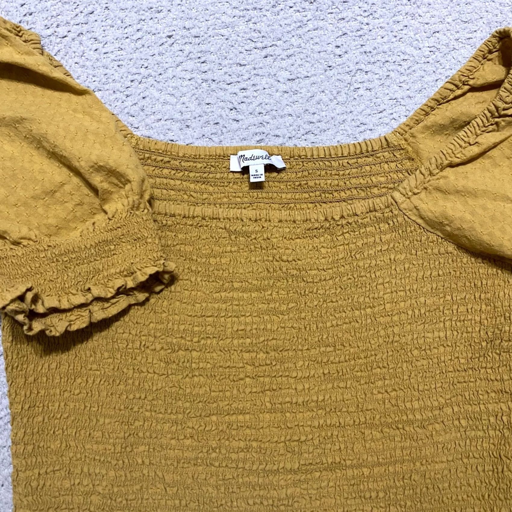 Madewell Madewell Womens Shirt Small Mustard Yellow Puff Sleeve Smocked Bodice Size S / US 4 / IT 40 - 5 Thumbnail