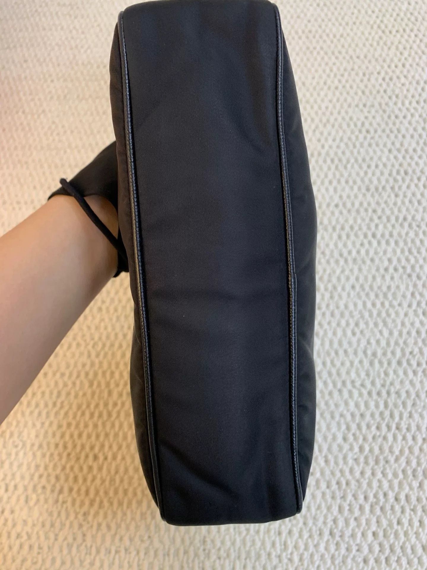 Prada Prada Re-Edition 2005 Small Hobo Bag Size ONE SIZE - 6 Thumbnail