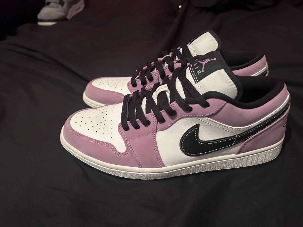 Jordan Brand Jordan 1 Low Violet Shock Size US 12 / EU 45 - 3 Thumbnail