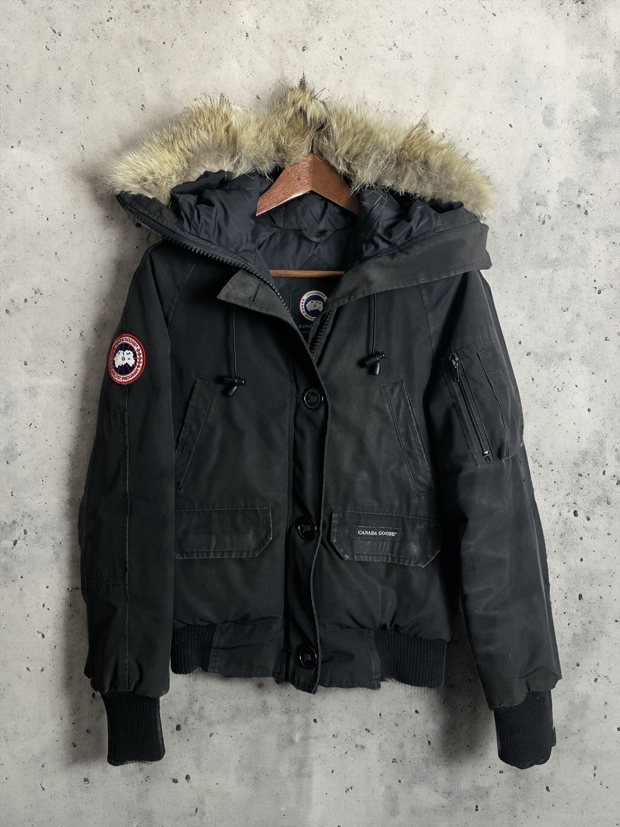 image of Canada Goose Chilliwack Bomber in Black, Women's (Size XS)