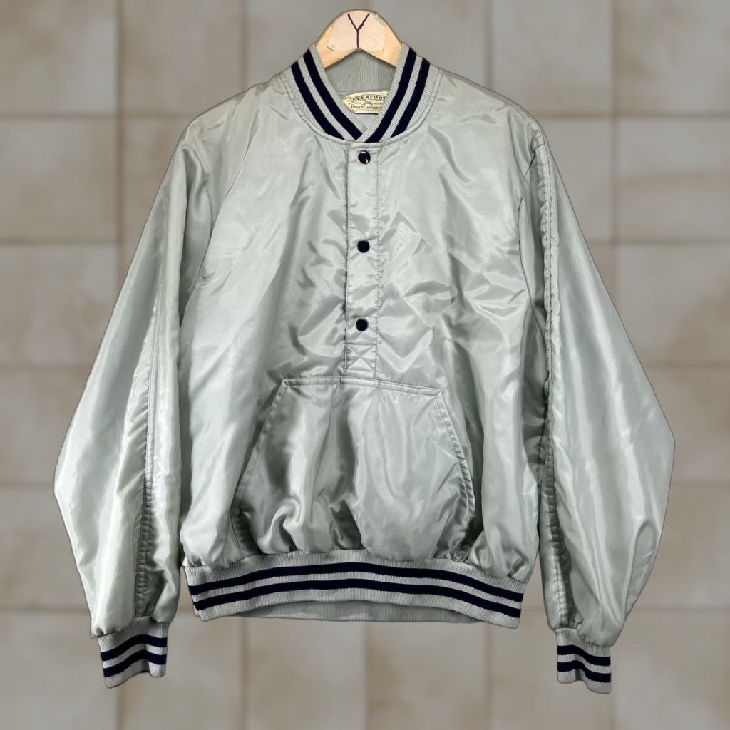 Vintage VINTAGE 80s Deerfoot Satin Snap Jacket Mens Large Gray Varsity Style USA Pockets Band Collar All Seasons Size US L / EU 52-54 / 3 - 1 Thumbnail