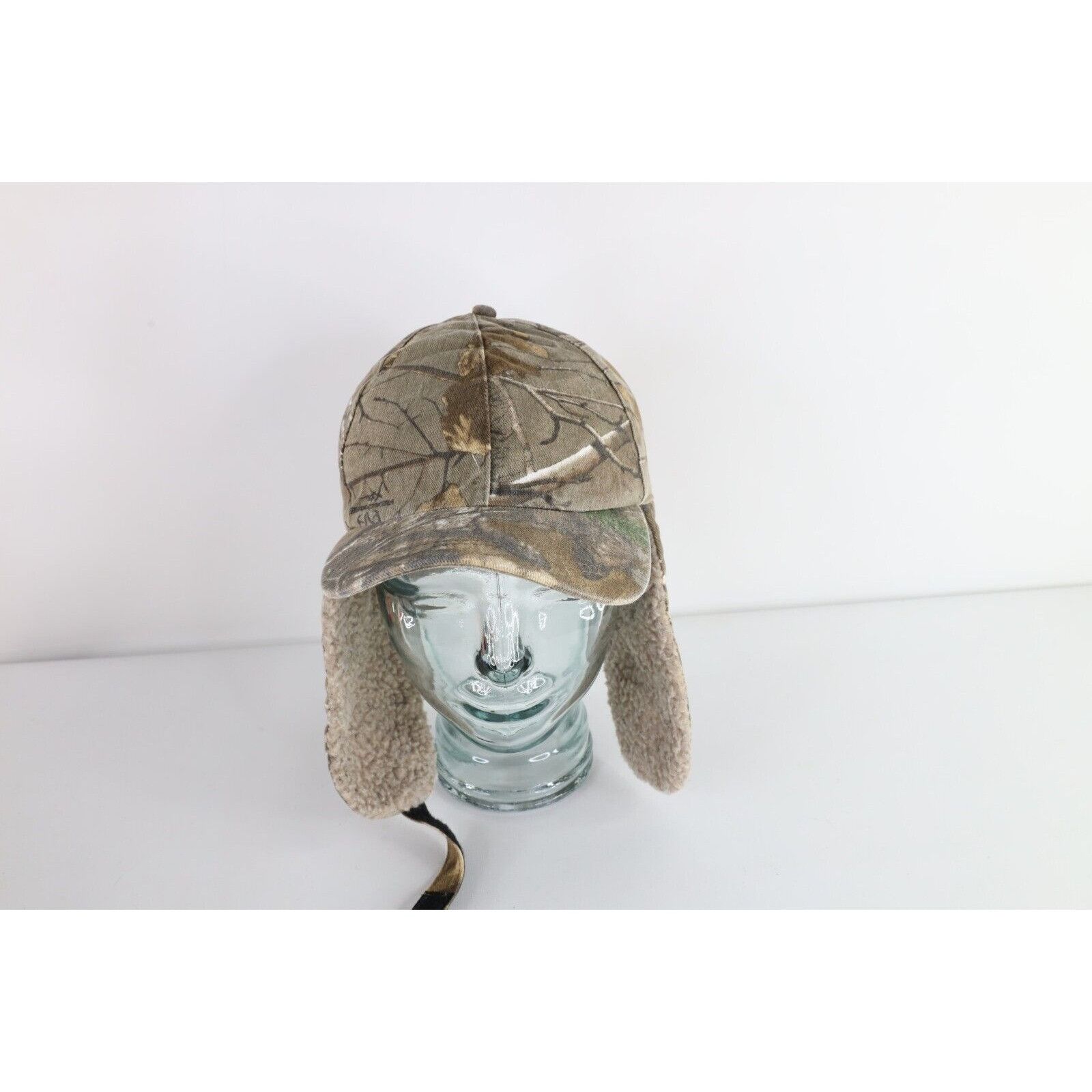 Vintage Vintage Streetwear Deep Pile Fleece Lined Realtree Camo Hat Size ONE SIZE - 1 Thumbnail