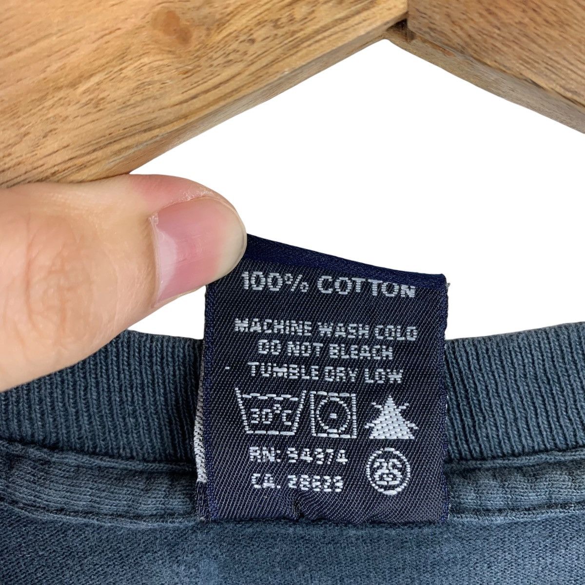 Stussy Vintage 90s STUSSY NYLTA stussy logo tee Size US L / EU 52-54 / 3 - 11 Thumbnail