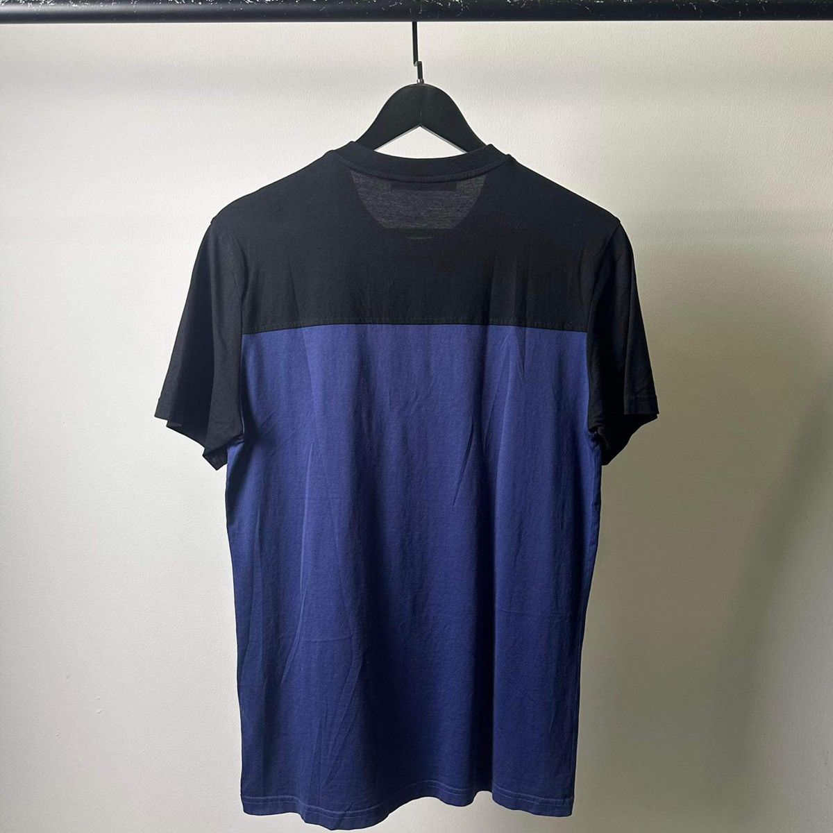 Givenchy GIVENCHY T SHIRT Size US S / EU 44-46 / 1 - 2 Thumbnail