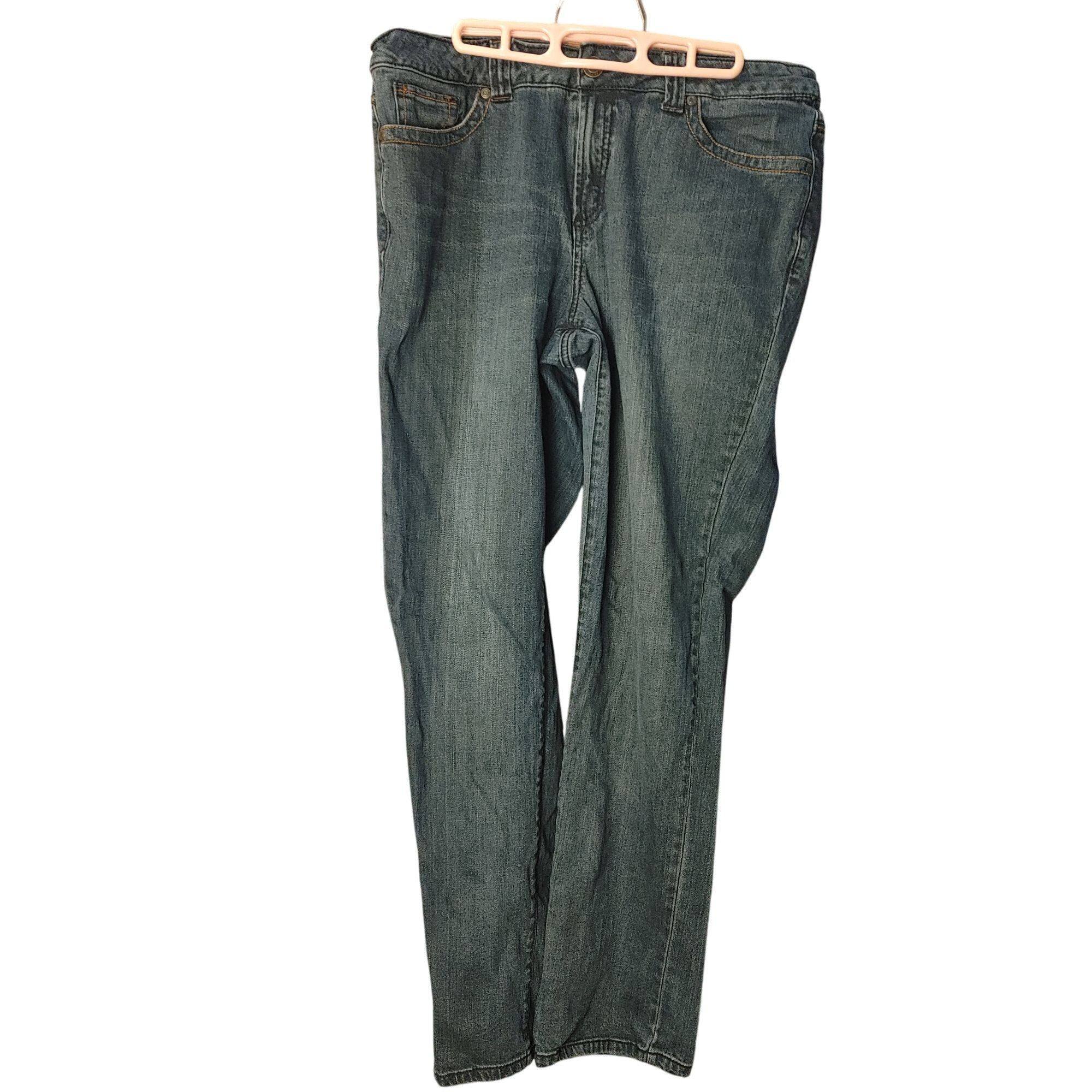 Faded Glory Faded Glory Women's Dark Washed Navy Straight Leg Denim Jean Size 36" / US 14 / IT 50 - 1 Thumbnail