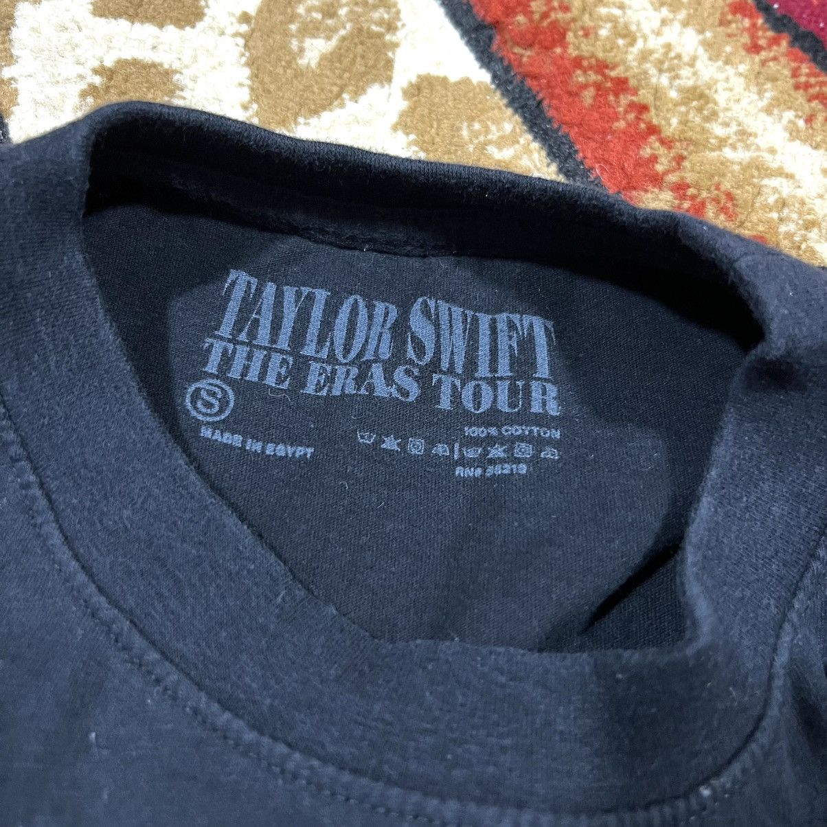 Band Tees Vintage Taylor Swift Tour T Shirt Size US L / EU 52-54 / 3 - 5 Thumbnail