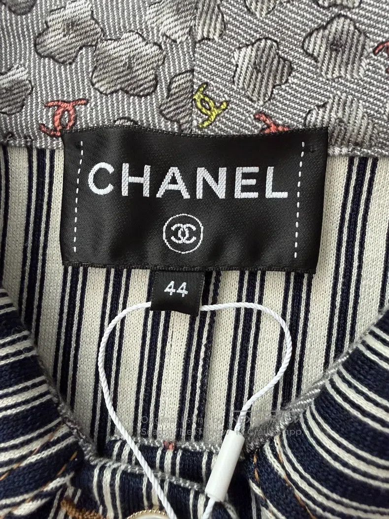 Chanel Chanel Blue and white striped shirt and mother-of-breasted Size M / US 6-8 / IT 42-44 - 5 Thumbnail