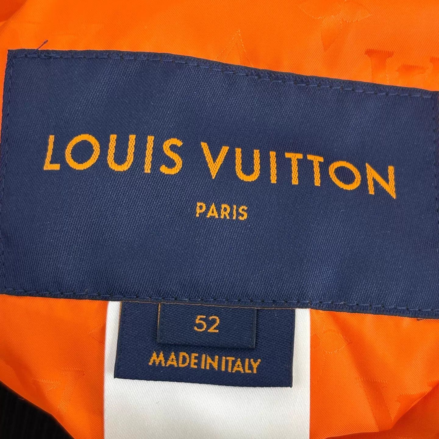 Louis Vuitton LV Reversible Embossed Monogram Padded Jacket Size 52 Size US L / EU 52-54 / 3 - 5 Thumbnail