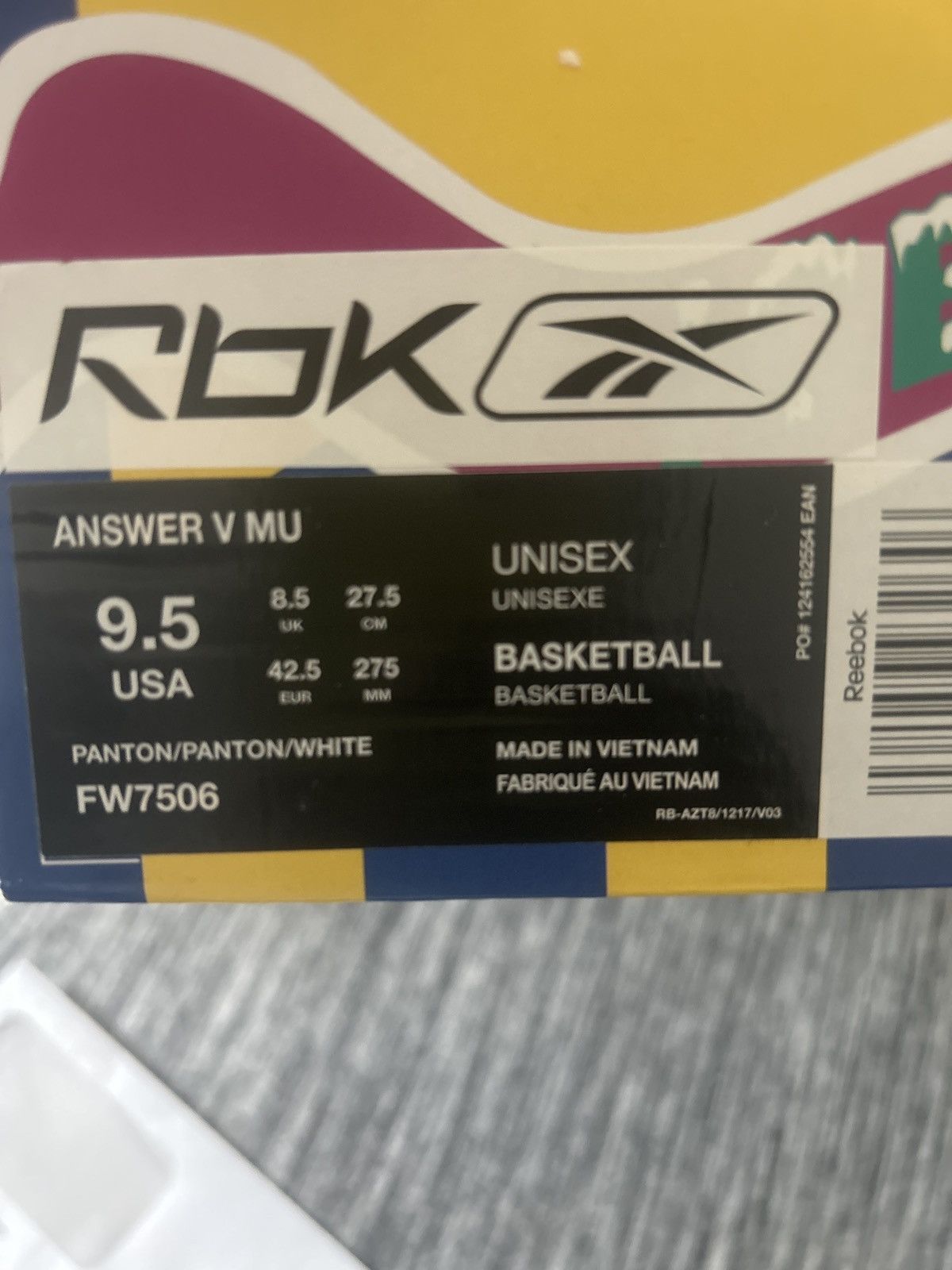 Icecream × Reebok Reebok ANSWER V MU ICE CREAM Size US 9.5 / EU 42-43 - 4 Thumbnail