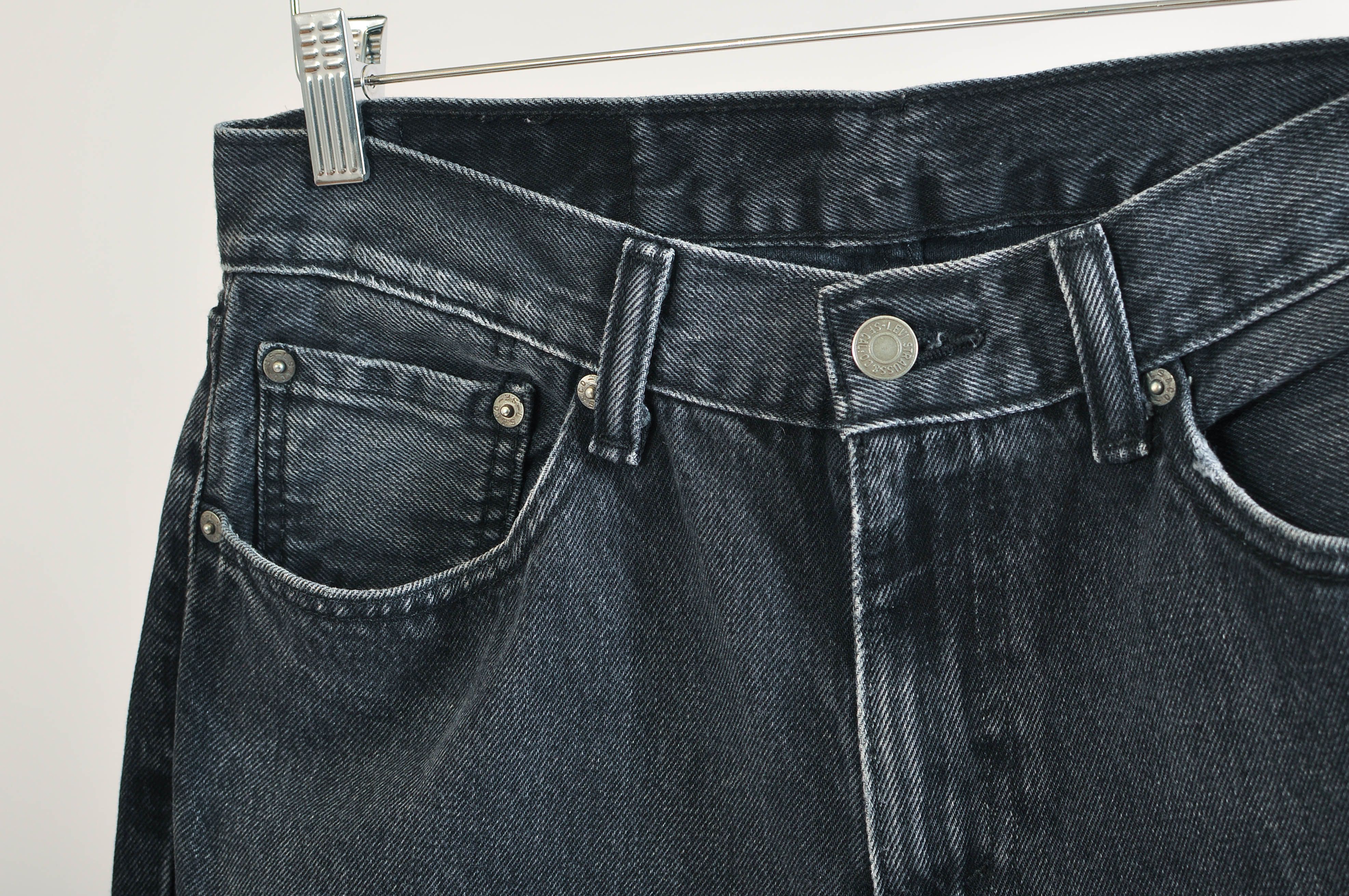 Levi's Levi's dark grey jeans Size US 30 / EU 46 - 2 Thumbnail