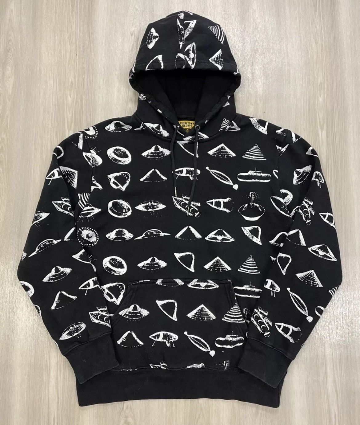 Hypebeast × Market Chinatown Market UFO AOP Hoodie Mens Medium Size US M / EU 48-50 / 2 - 1 Thumbnail