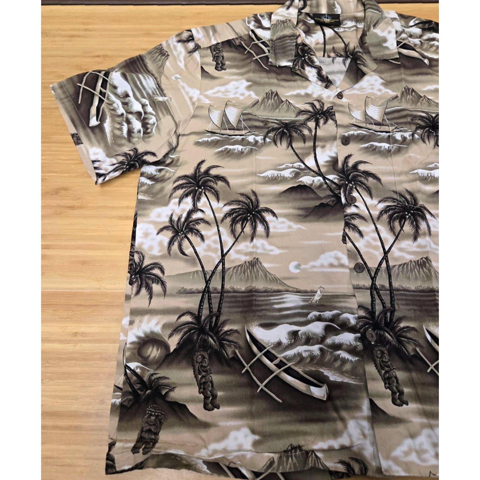 Vintage Royal Creations Shirt 2XL Mens Hawaiian Aloha Button Front Beige Made in Hawaii Size US XXL / EU 58 / 5 - 4 Thumbnail
