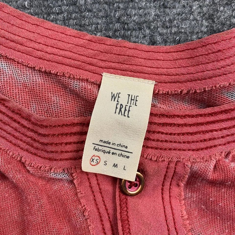 Other We The Free Top Womens XS Red Henley Long Sleeve Distressed Size XS / US 0-2 / IT 36-38 - 3 Thumbnail