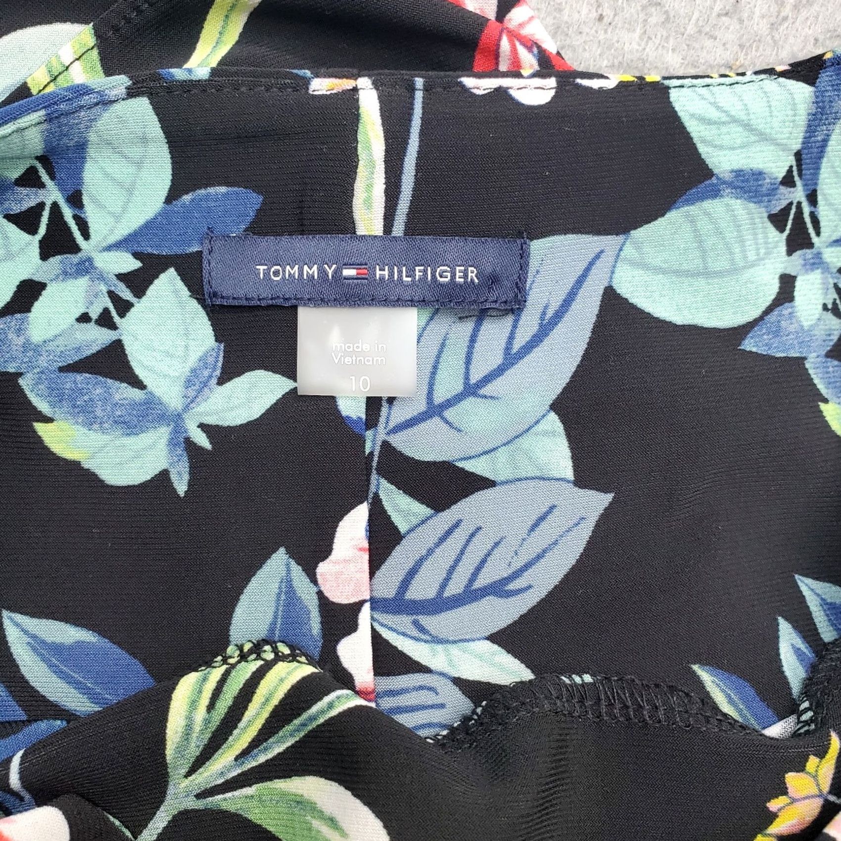 Tommy Hilfiger Tommy Hilfiger Tank Dress Womens Size 10 Multicolor Floral Overlay Sleeveless Ruffle Hem Dress Size L / US 10 / IT 46 - 7 Thumbnail