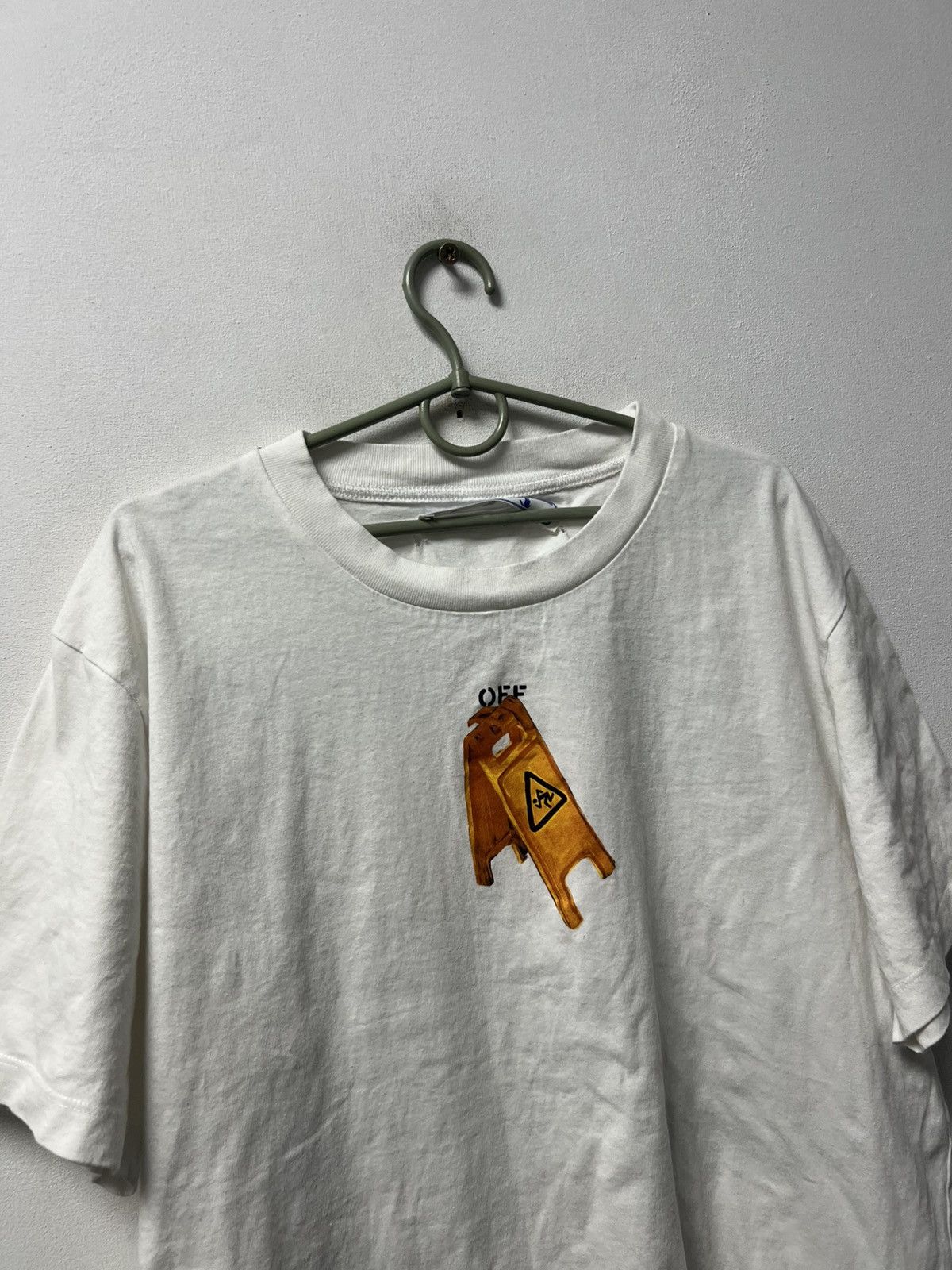 Off-White Off White T-shirt Big Logo Luxury Size XL Size US XL / EU 56 / 4 - 8 Thumbnail
