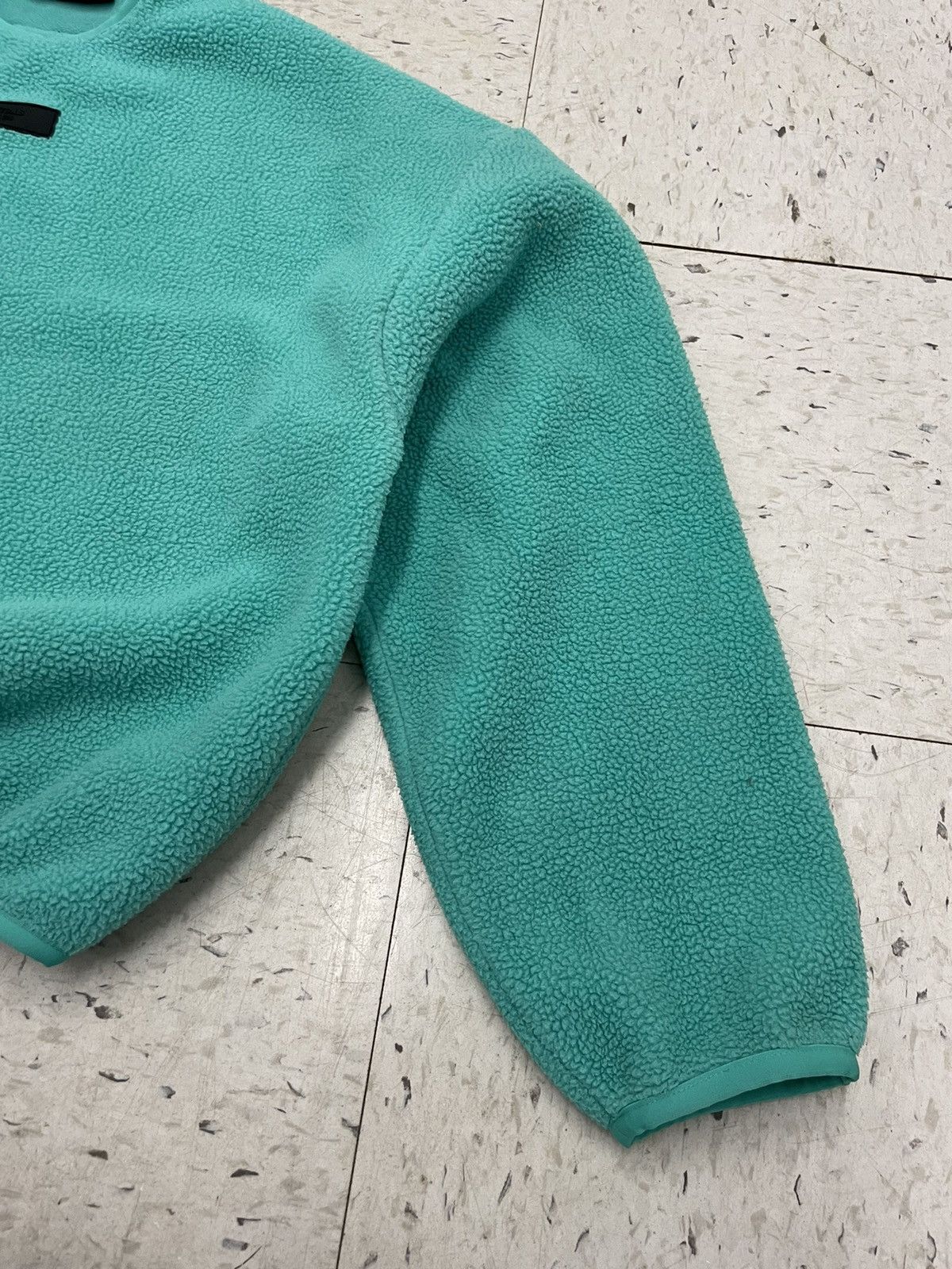 Essentials × Fear of God Polar Fleece Crewneck Sweatshirt Oversized Seafoam Size US S / EU 44-46 / 1 - 6 Thumbnail