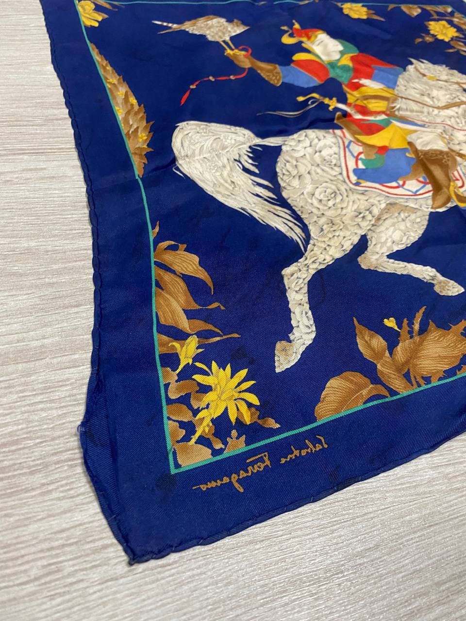 Salvatore Ferragamo Salvatore Ferragamo handkerchief vintage silk scarf Size ONE SIZE - 2 Thumbnail