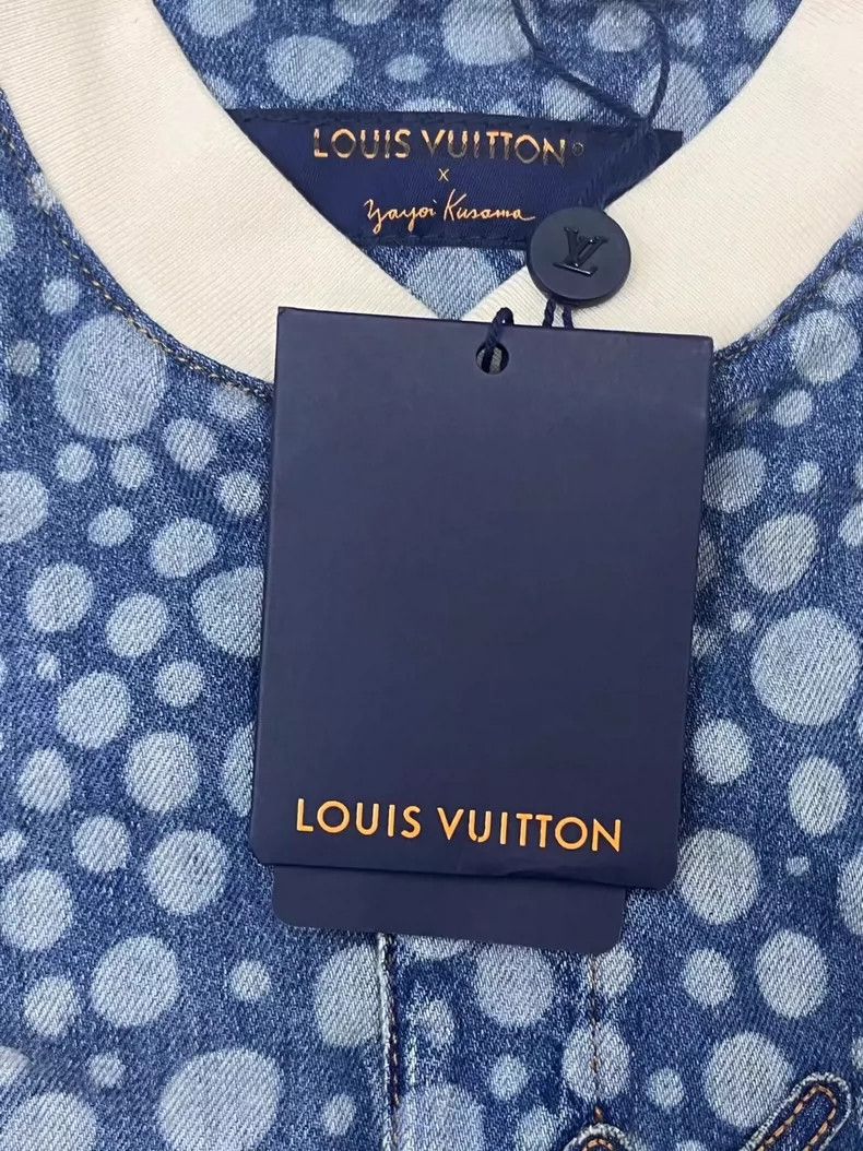 Louis Vuitton Louis Vuitton Polka-dot Logo monogram printed short-sleeved Size US L / EU 52-54 / 3 - 4 Thumbnail
