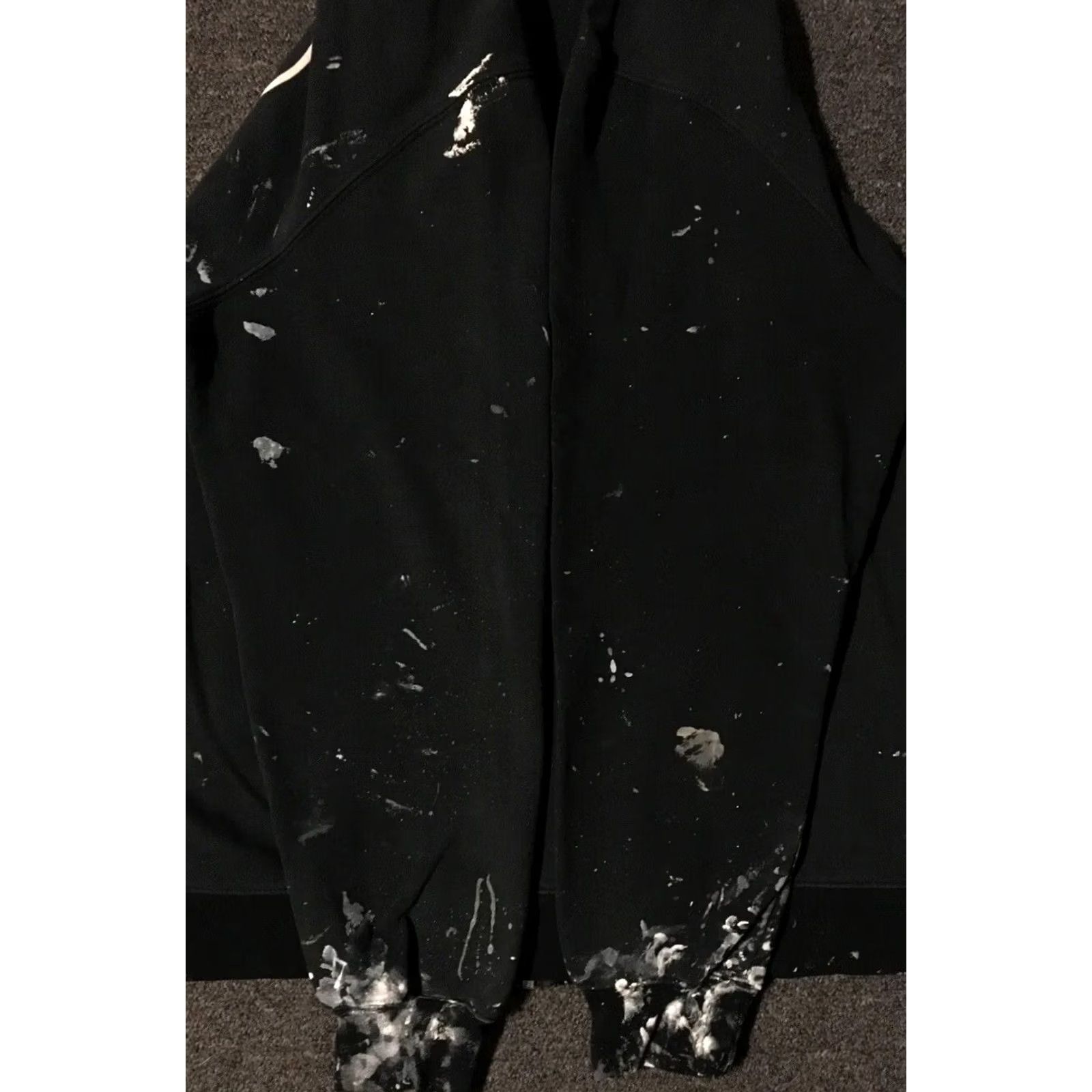 Quiksilver VINTAGE Volcom Hoodie Surf Skate Grunge Punk 90s Thrashed Faded Paint Large Black Mens Sweatshirt Full Zip Size US L / EU 52-54 / 3 - 7 Thumbnail