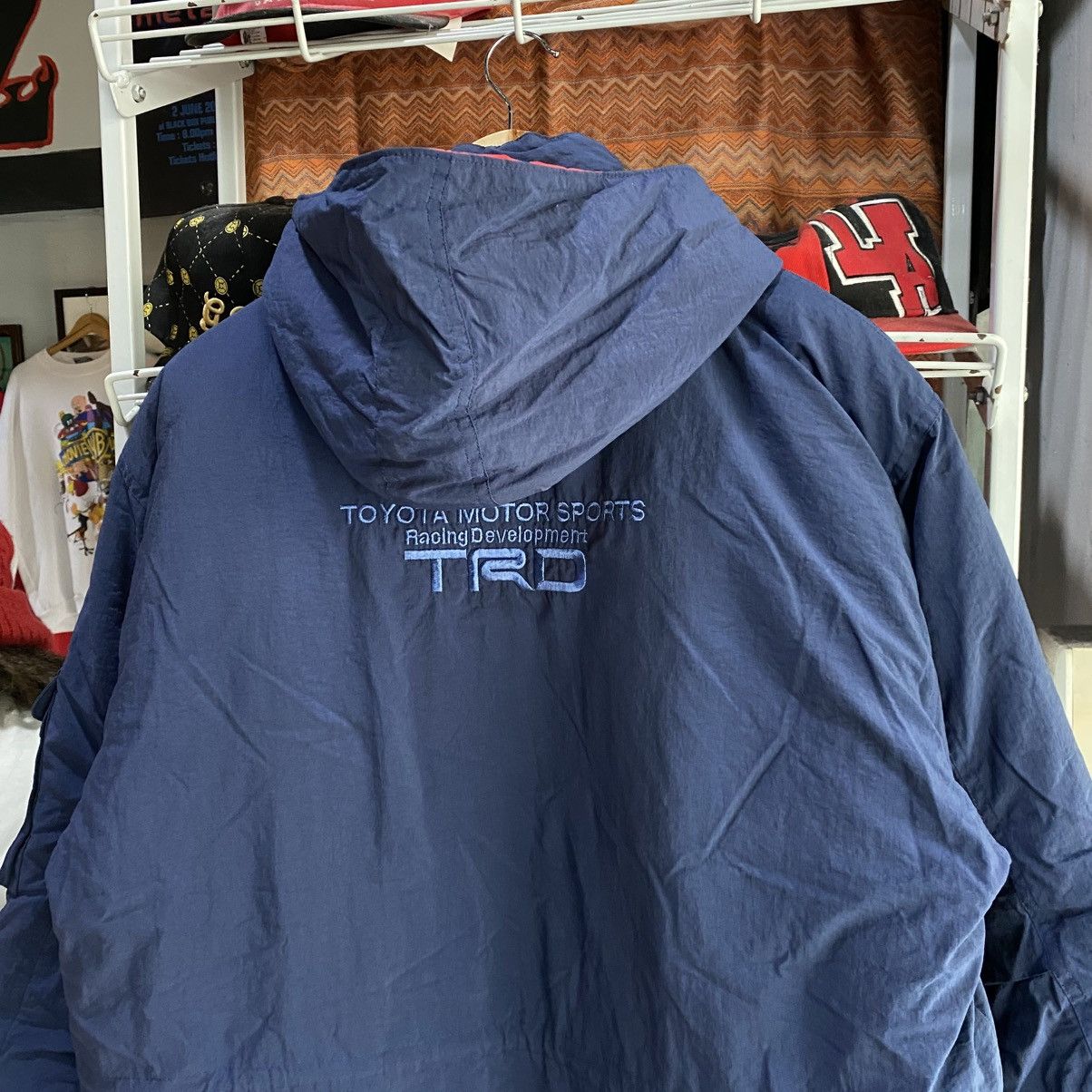 Vintage Toyota Racing Development Motorsports Performance jacket Size US L / EU 52-54 / 3 - 4 Thumbnail