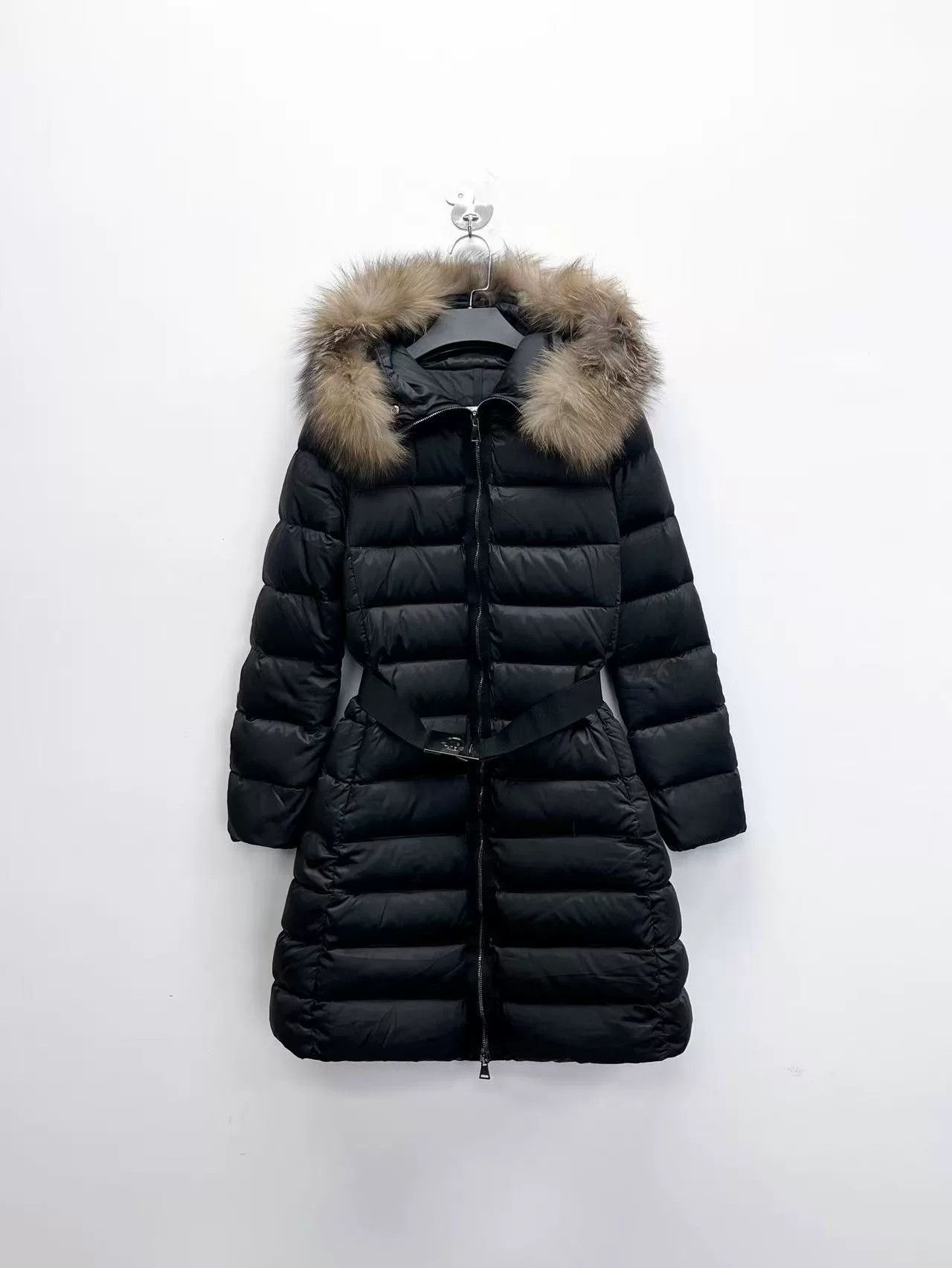 Moncler Moncler Leersie Long Down Coat Size XS / US 0-2 / IT 36-38 - 1 Thumbnail