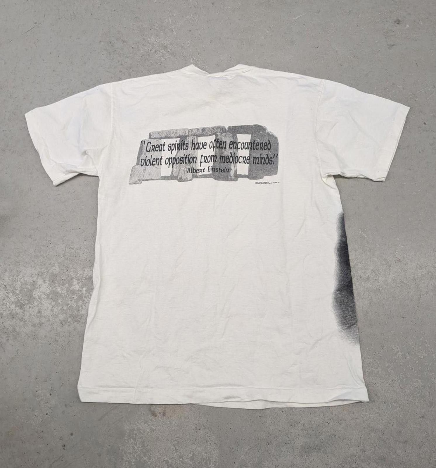 Vintage Vintage 90s Albert Einstein Stonehenge Quote T-shirt AOP Size US L / EU 52-54 / 3 - 2 Thumbnail