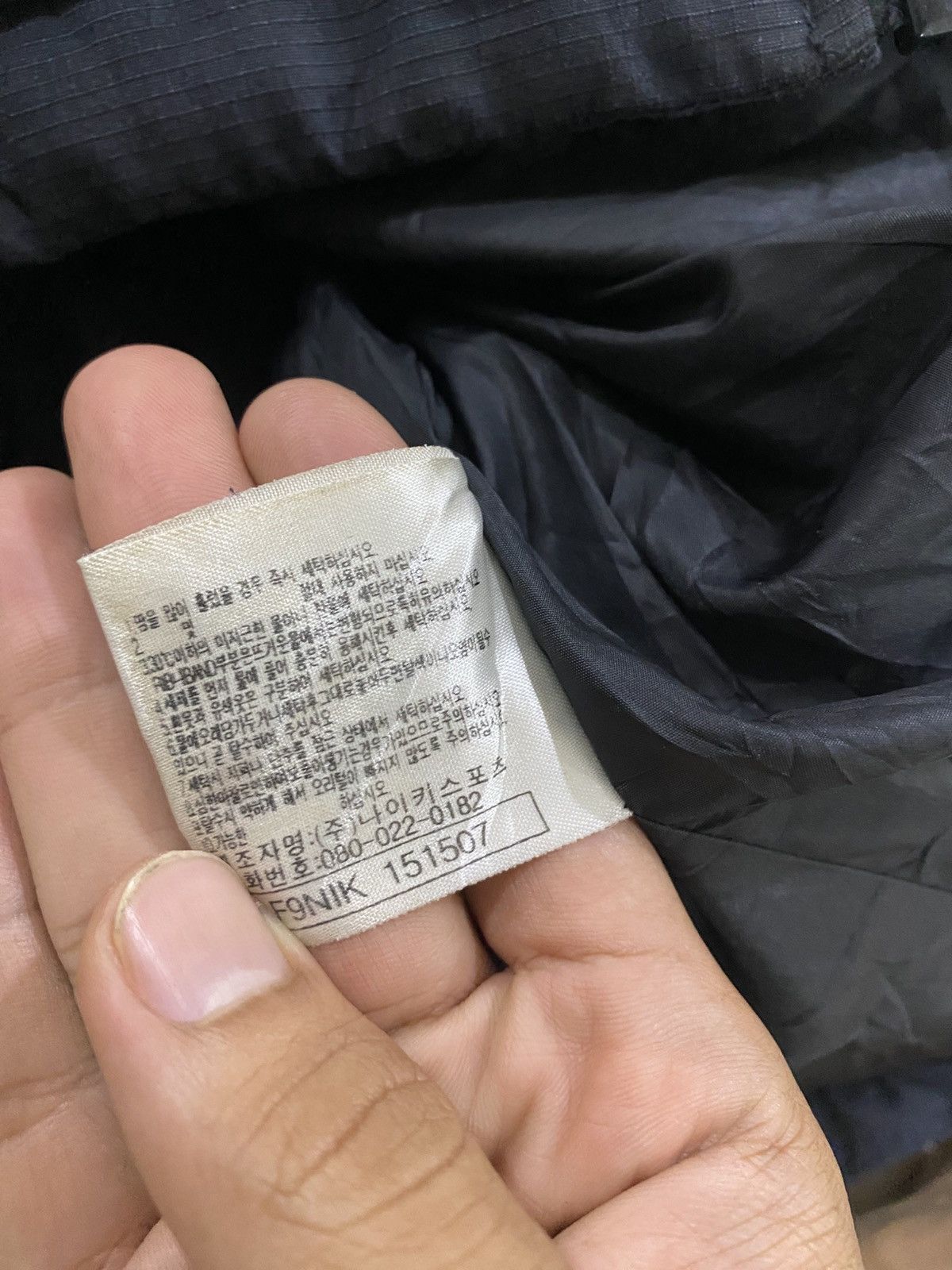 Nike ACG Vintage Nike Acg Puffer Jacket Size US L / EU 52-54 / 3 - 13 Thumbnail