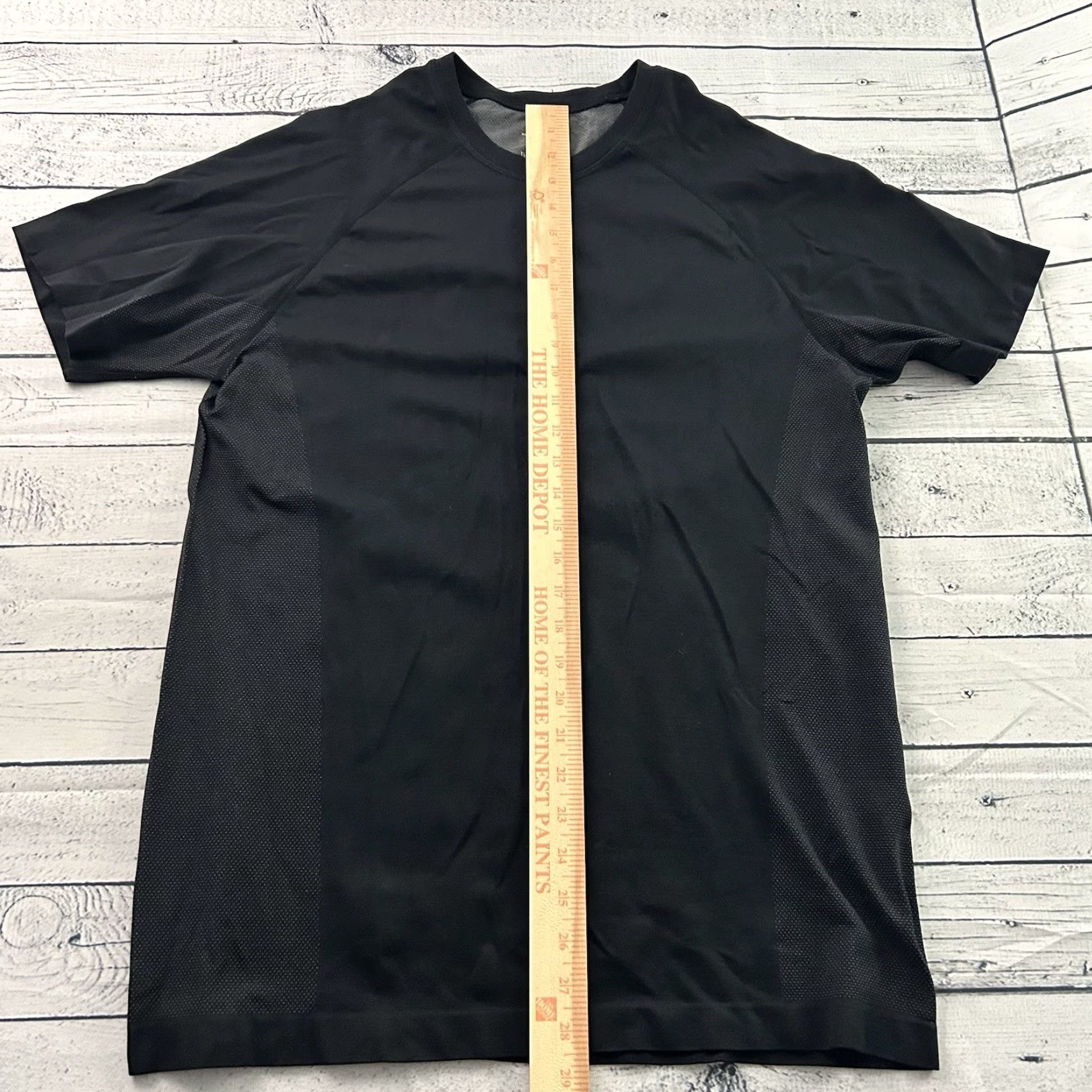 Fabletics Fabletics Short Sleeve Athletic Nylon Poly T Shirt Men's Large Black Shirt Mens L Black Athletic T-Shirt Size US L / EU 52-54 / 3 - 3 Thumbnail