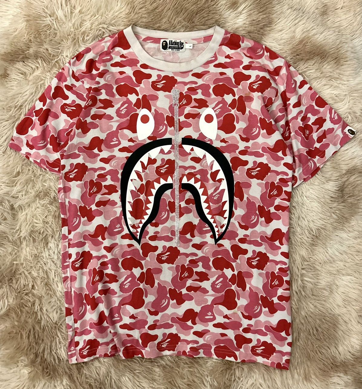 Bape 💥CRAZY💥 BAPE PINK CAMO SHARK TEE Size US L / EU 52-54 / 3 - 1 Thumbnail